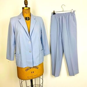 Vintage Frayne Women's Blue Pants Suit, Two Piece Pants and Blazer, Made in USA